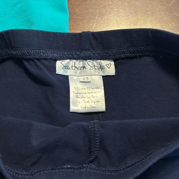 Southern Style top & Shorts - Picture 4 of 7